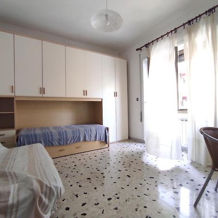 Cipriani Apartment ลิโด ดิ ออสเตีย ภายนอก รูปภาพ